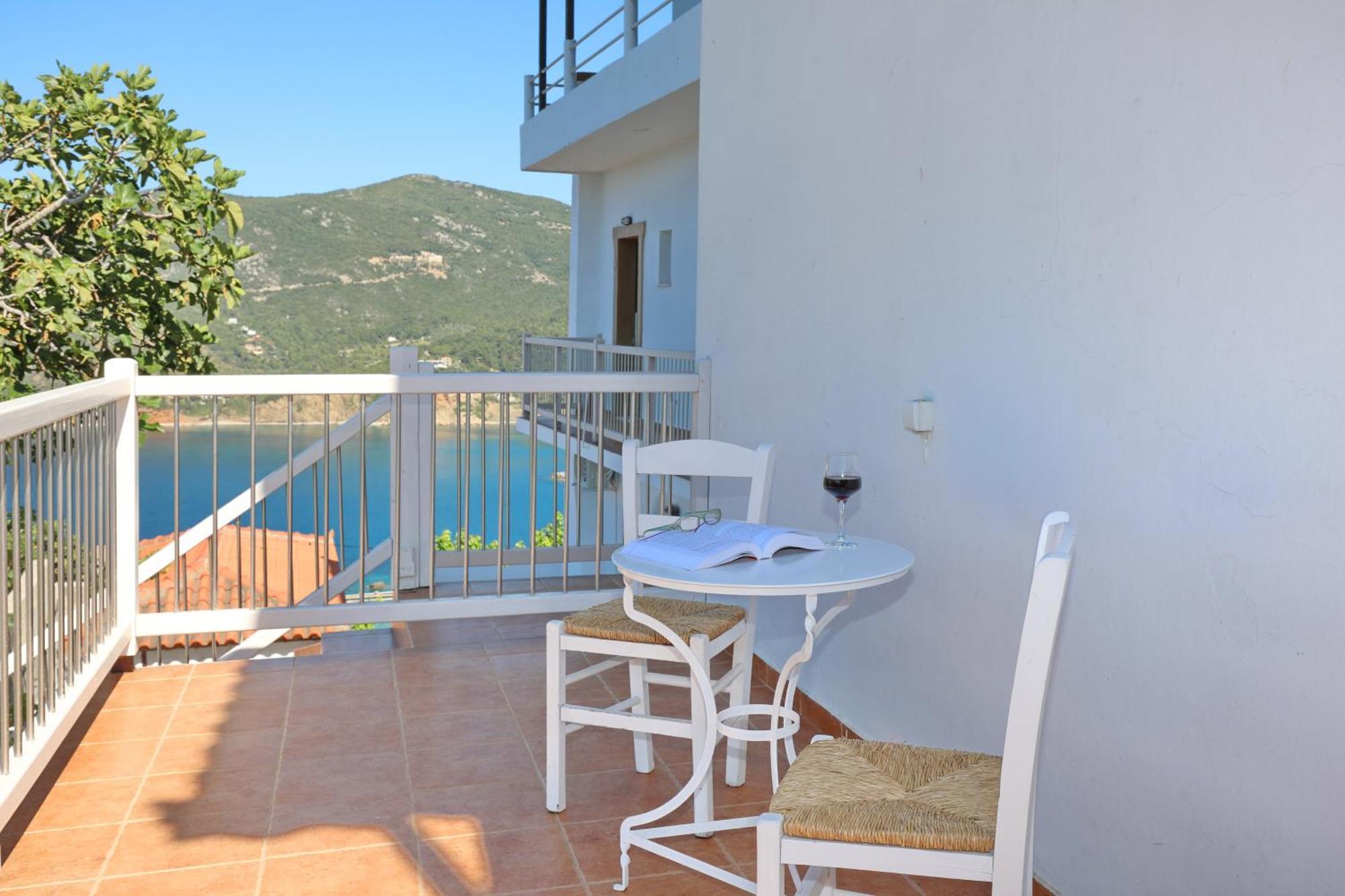 Tsoukalaria Studios Skopelos Exteriér fotografie