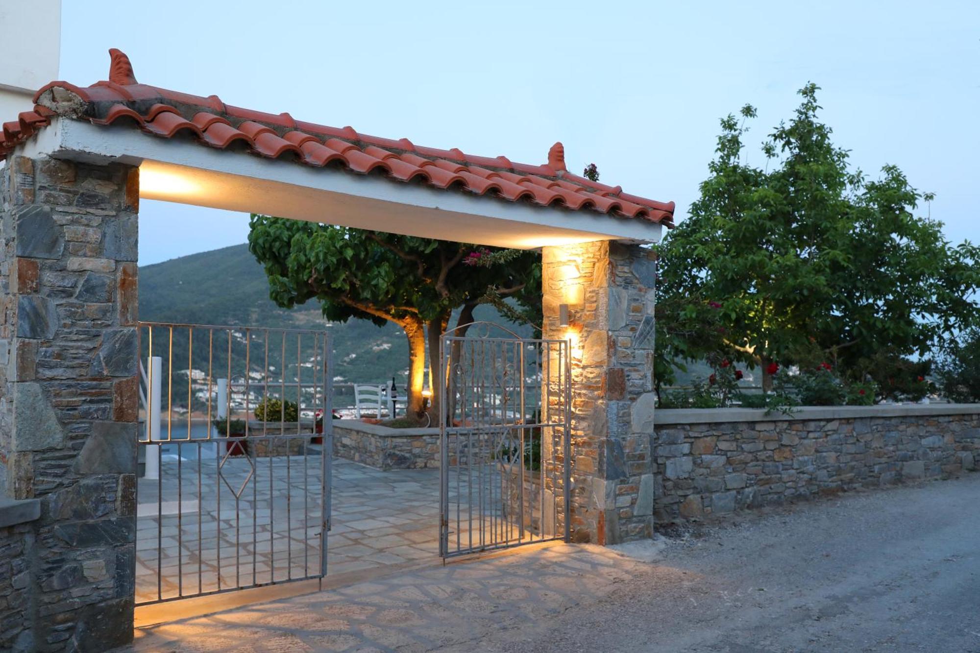 Tsoukalaria Studios Skopelos Exteriér fotografie